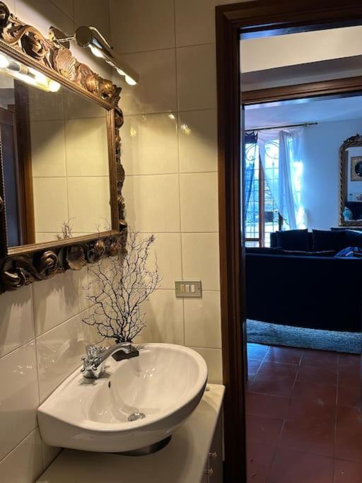 ☆Lovely View Of Florence In Stilish Designed Apt☆ ฟีเอโซเล ภายนอก รูปภาพ